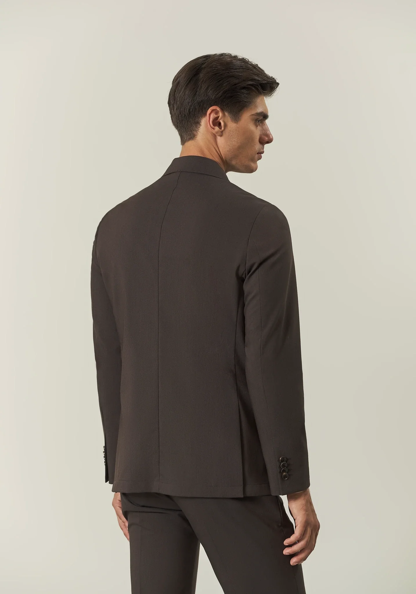 Abito marrone doppiopetto revers a lancia tessuto stretch slim fit - Image 4