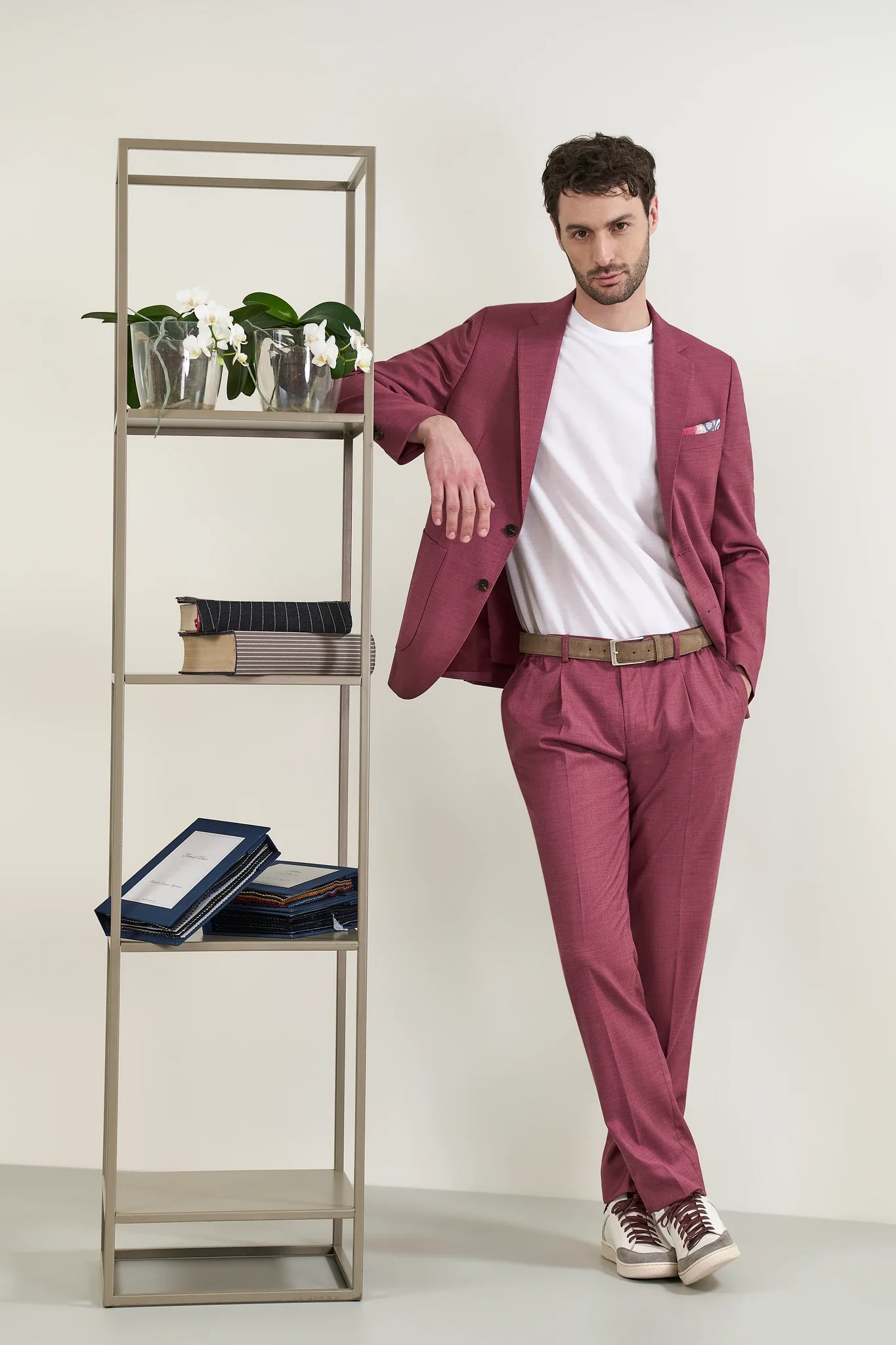 Abito rosso ciliegia effetto grisaglia custom fit
