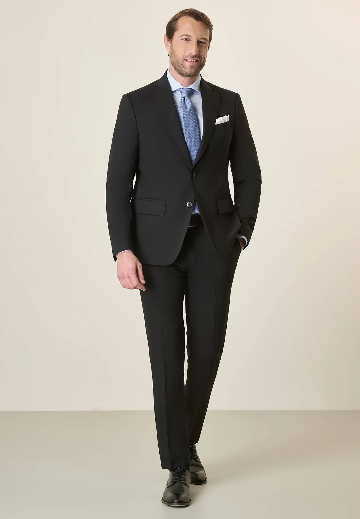 Abito nero tela lana vergine stretch custom fit - Image 5