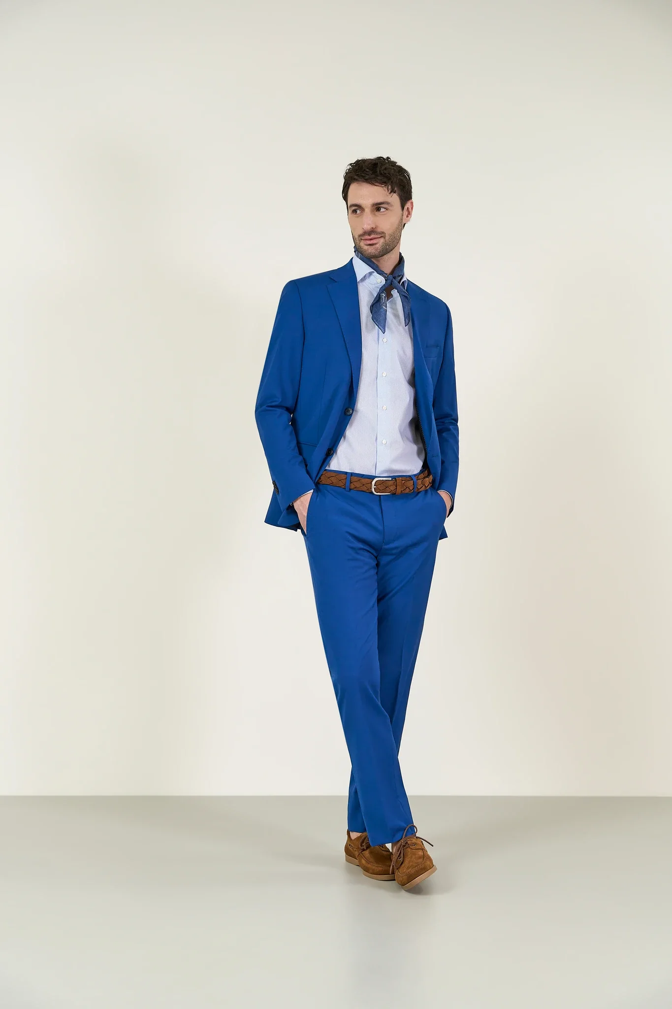Abito bluette tela lana stretch custom fit - Image 3