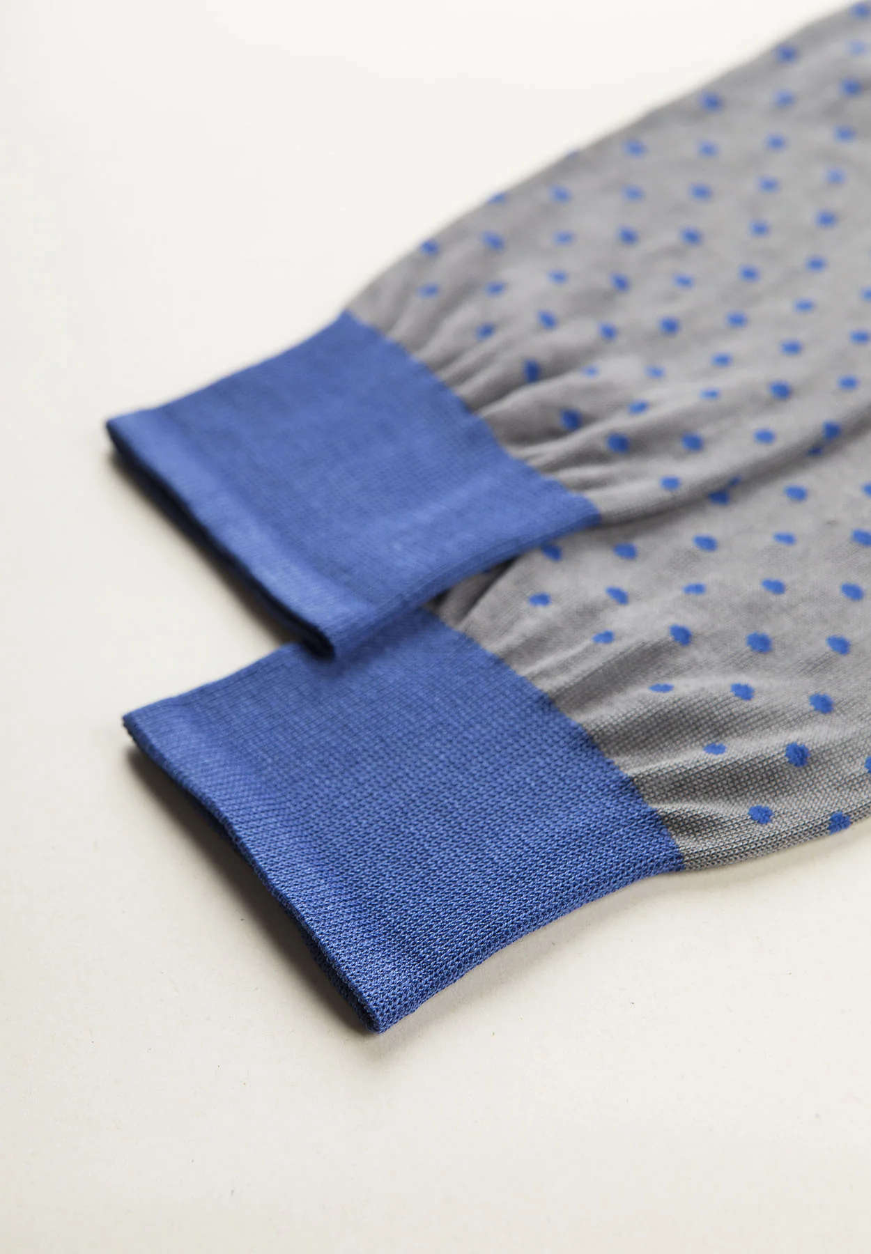 Calza grigio chiaro fantasia pois bluette filo di Scozia - Image 3