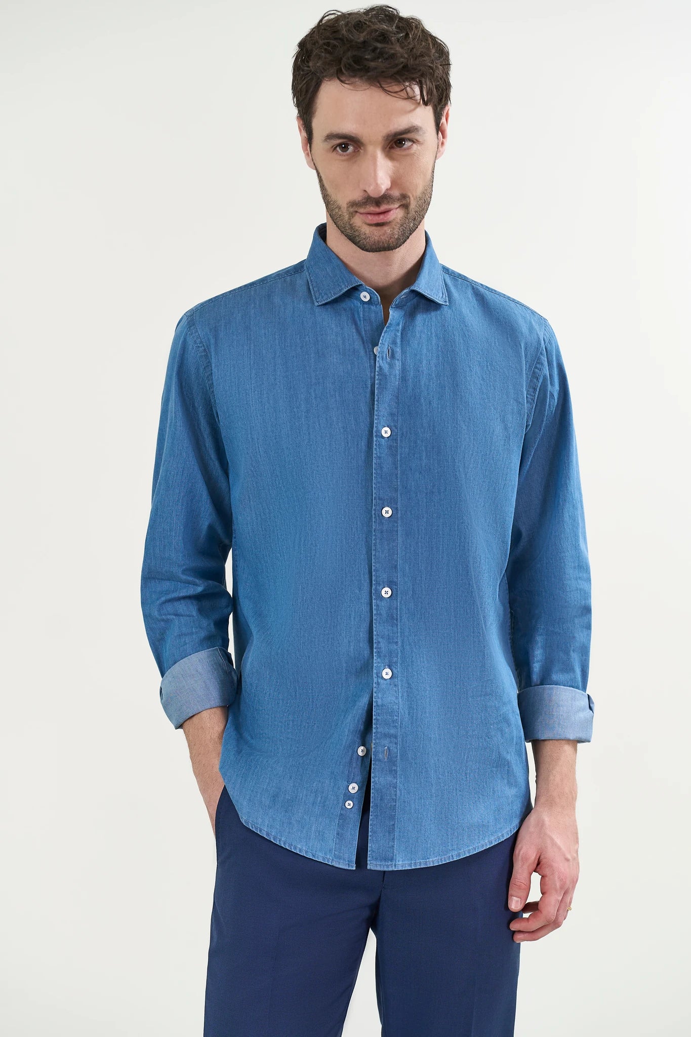 Camicia denim cotone lavaggio chiaro - Image 2