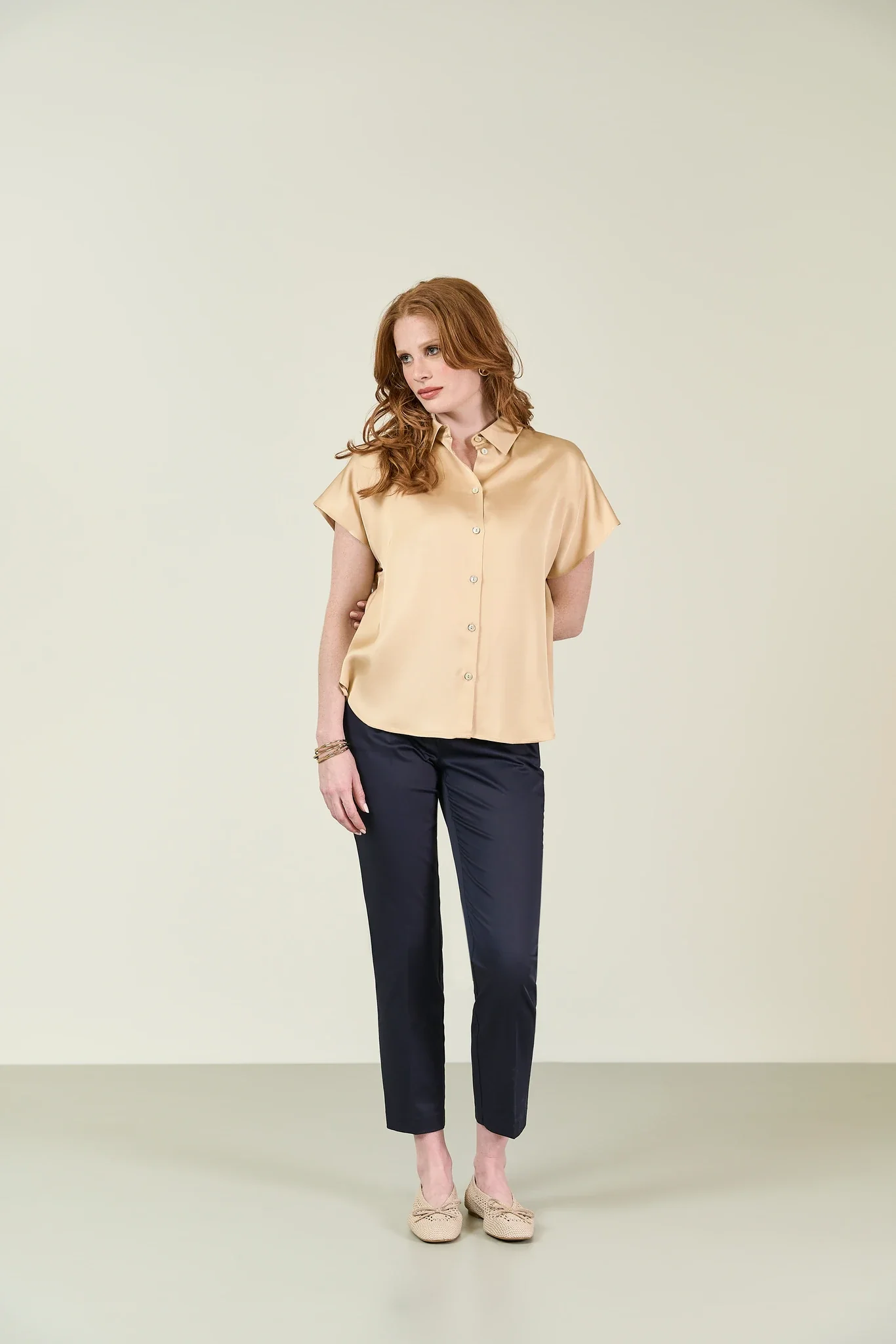 Camicia beige manica scesa viscosa - Image 2