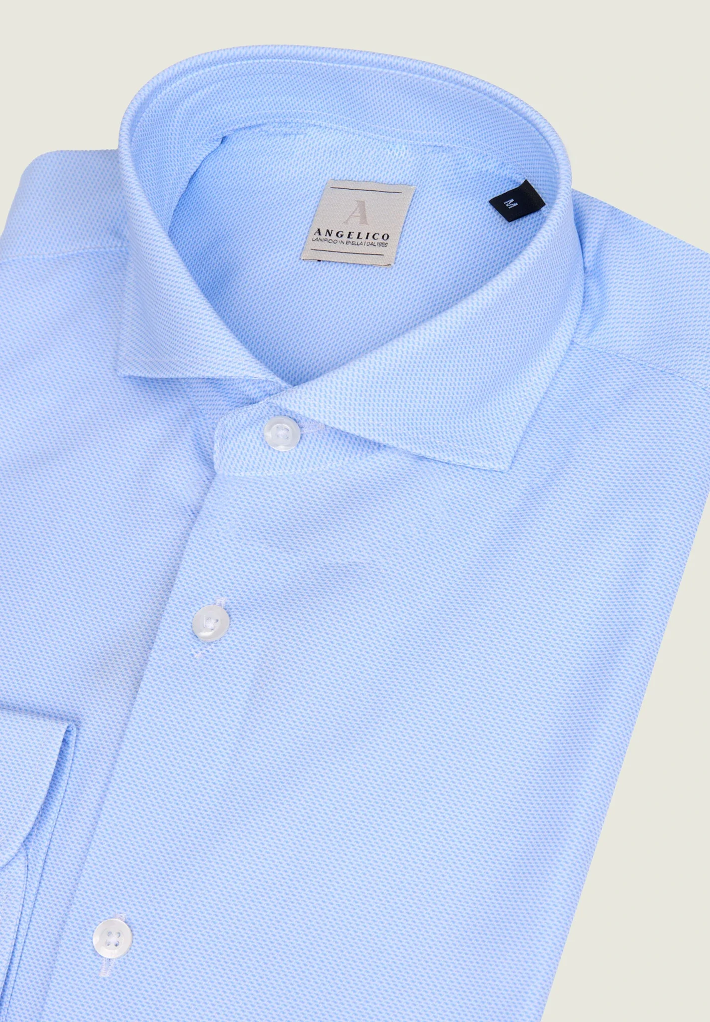 Camicia azzurra microdisegno tessuto performance custom fit - Image 3