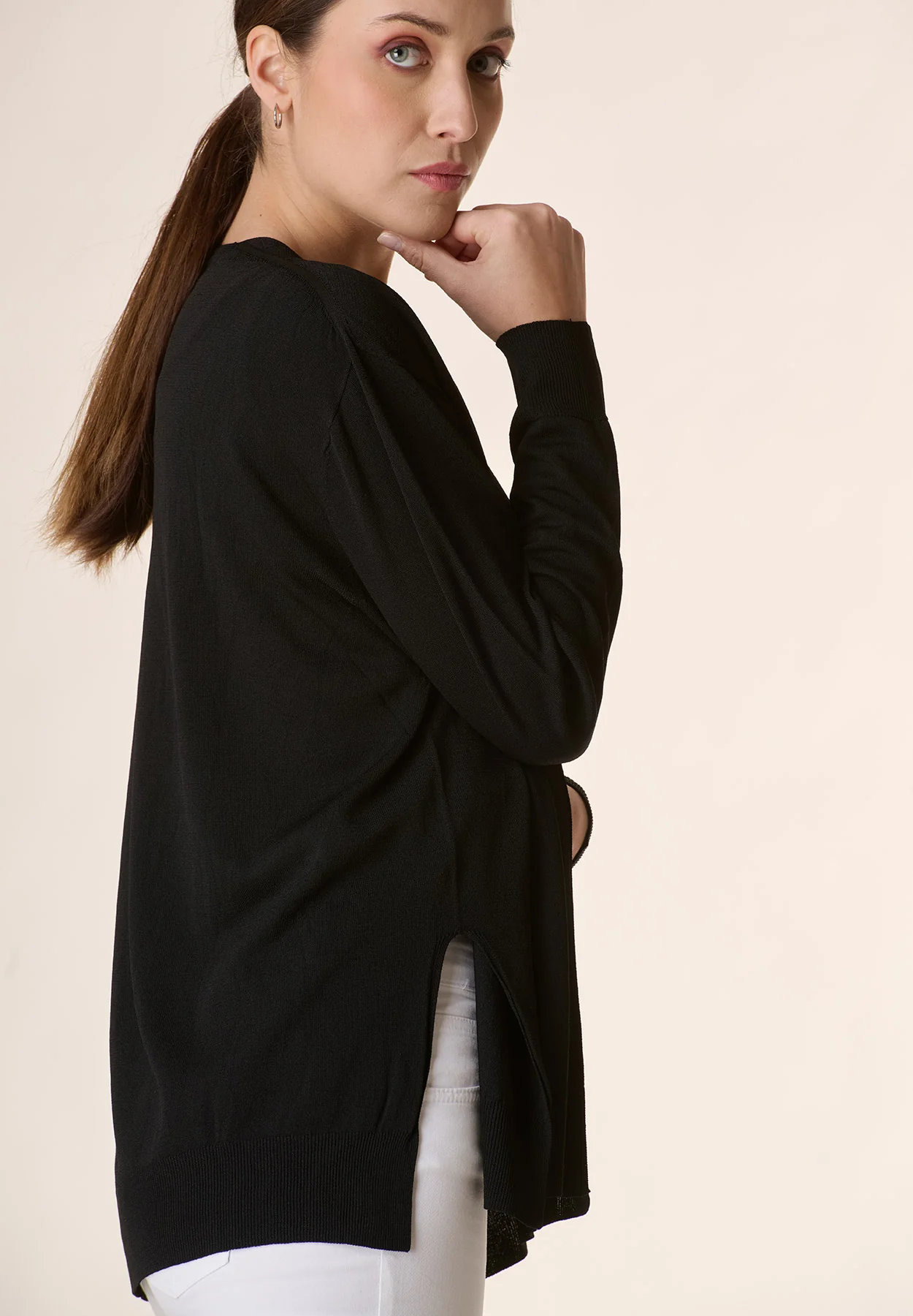 Cardigan nero aperto collo scialle - Image 4