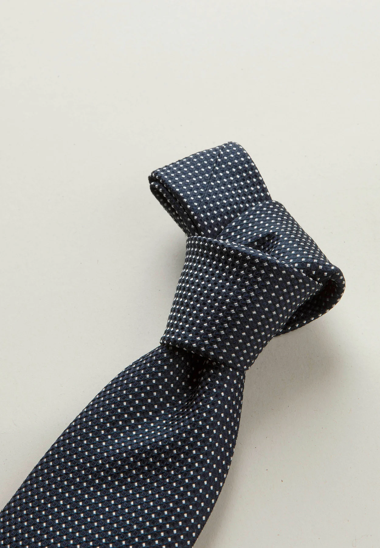 Cravatta blu navy micro pois seta - Image 2