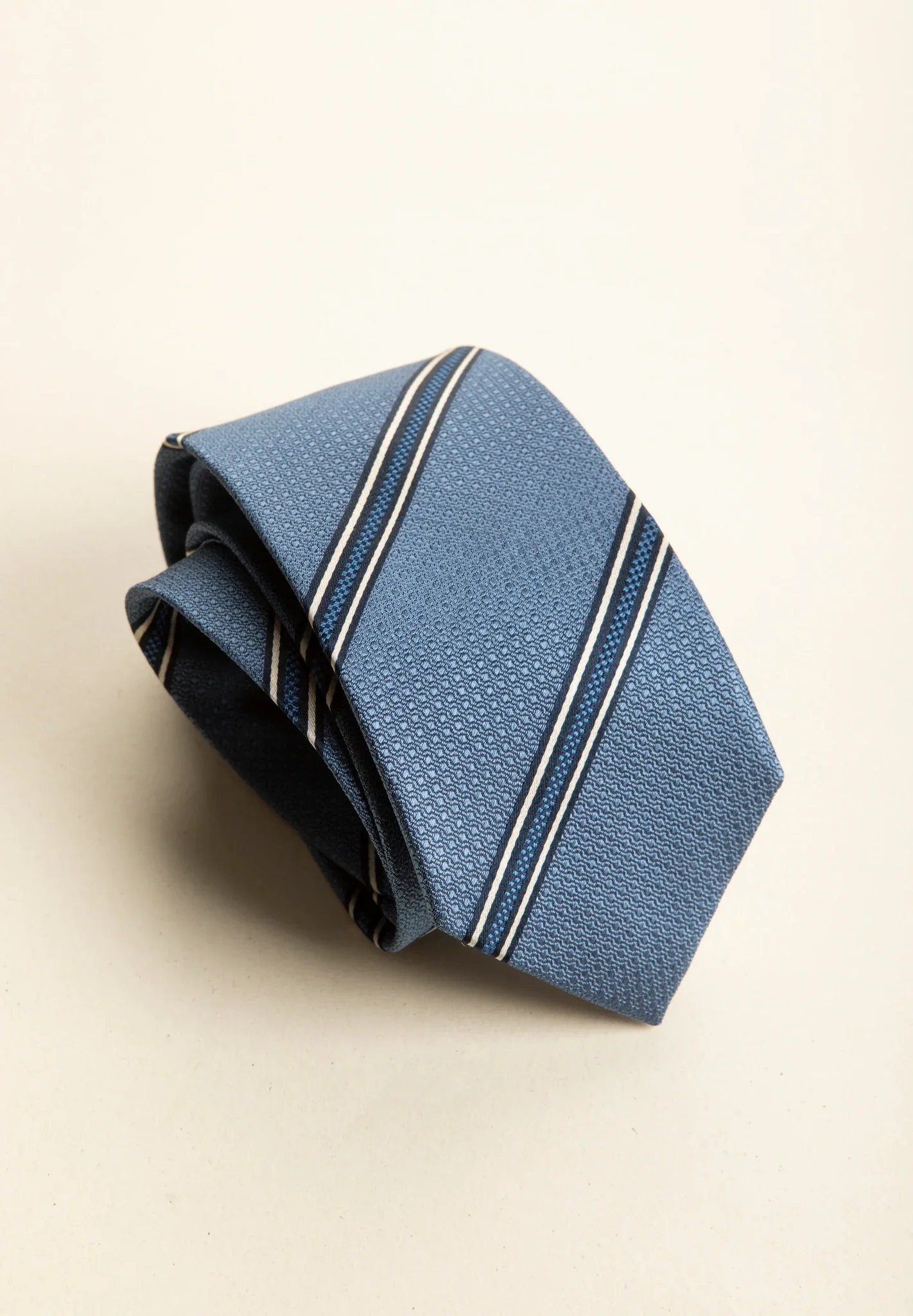 Cravatta avio azzurra regimental seta