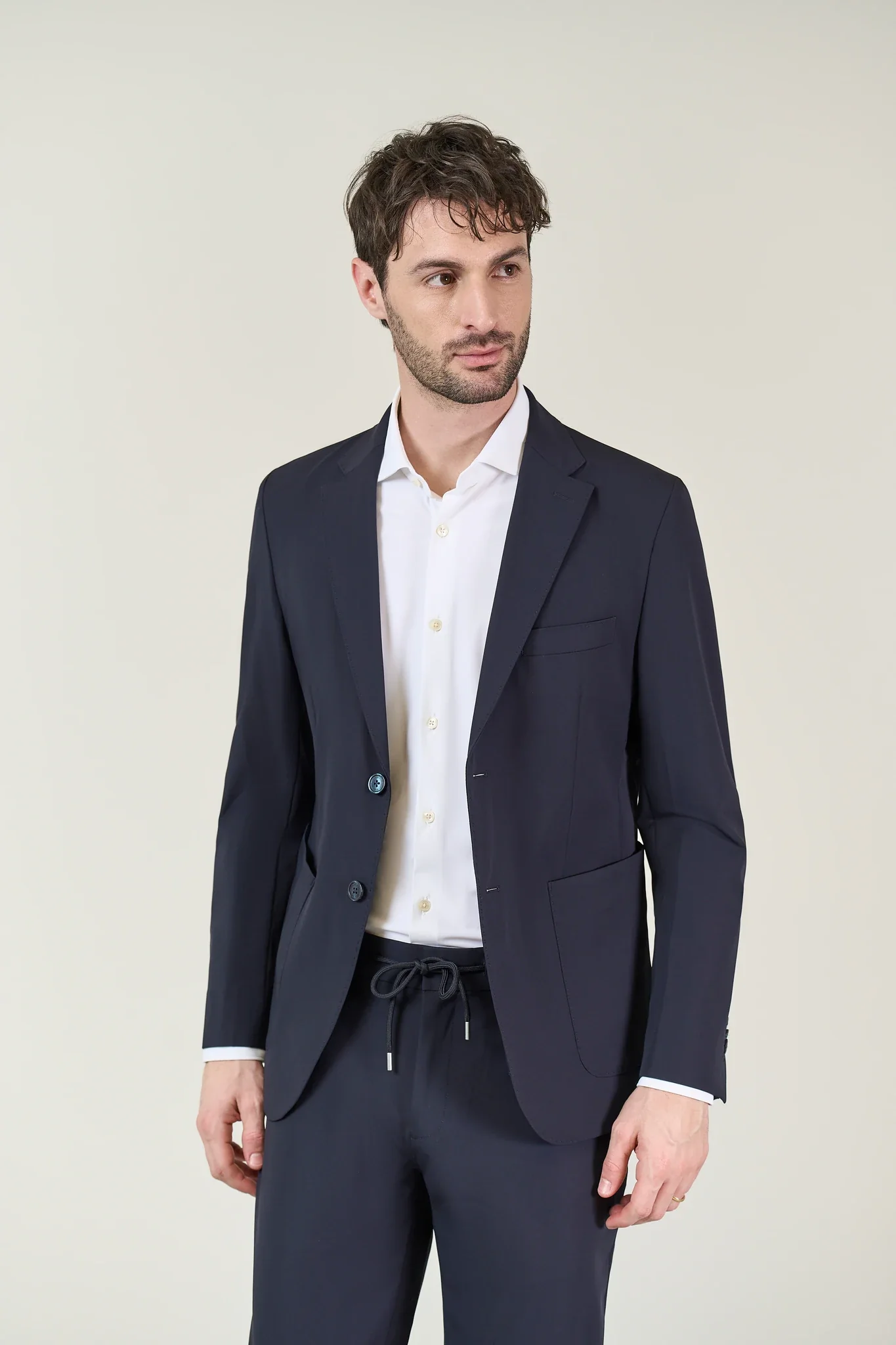 Giacca blu tessuto performance custom fit