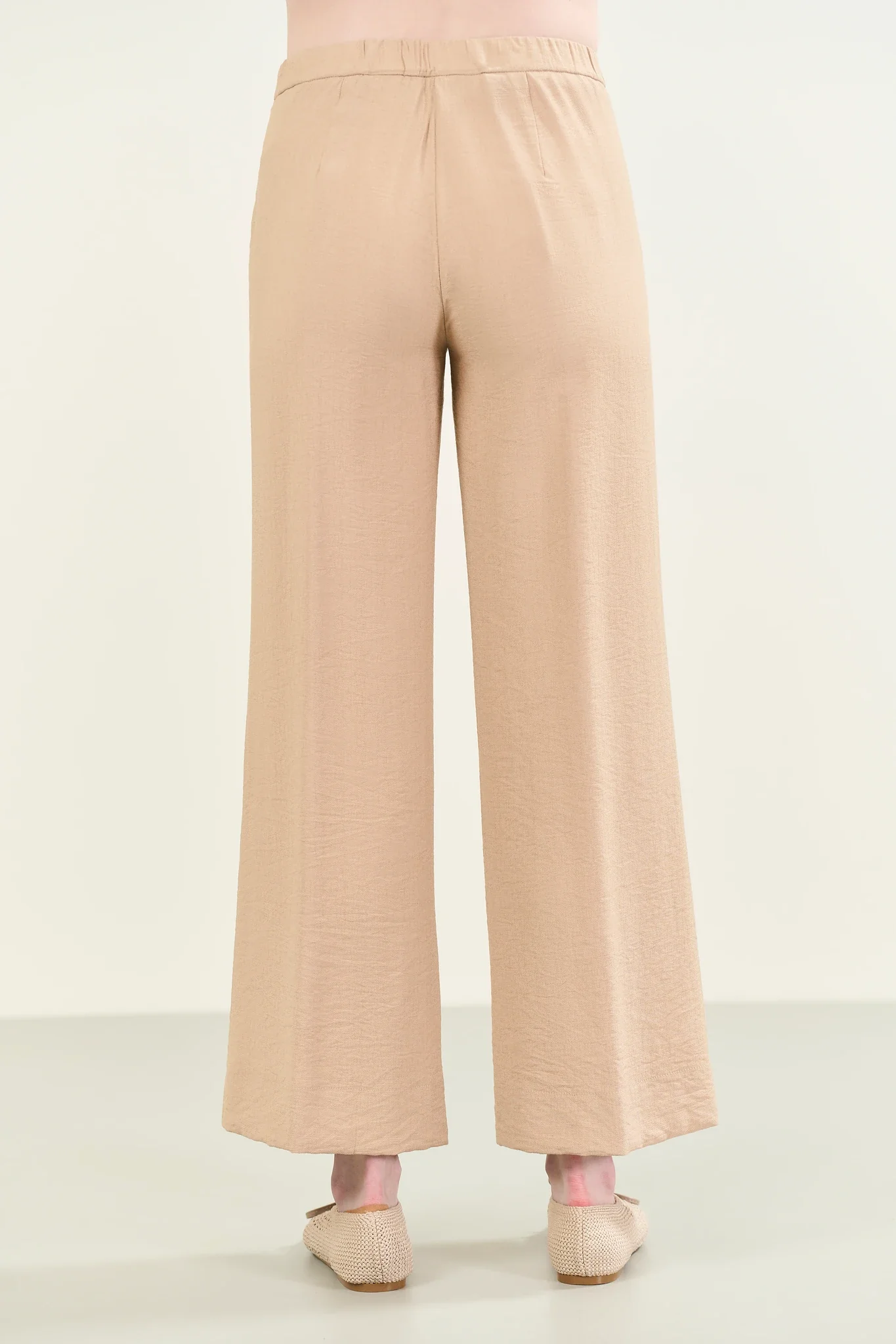 Pantalone beige cropped viscosa stretch - Image 3