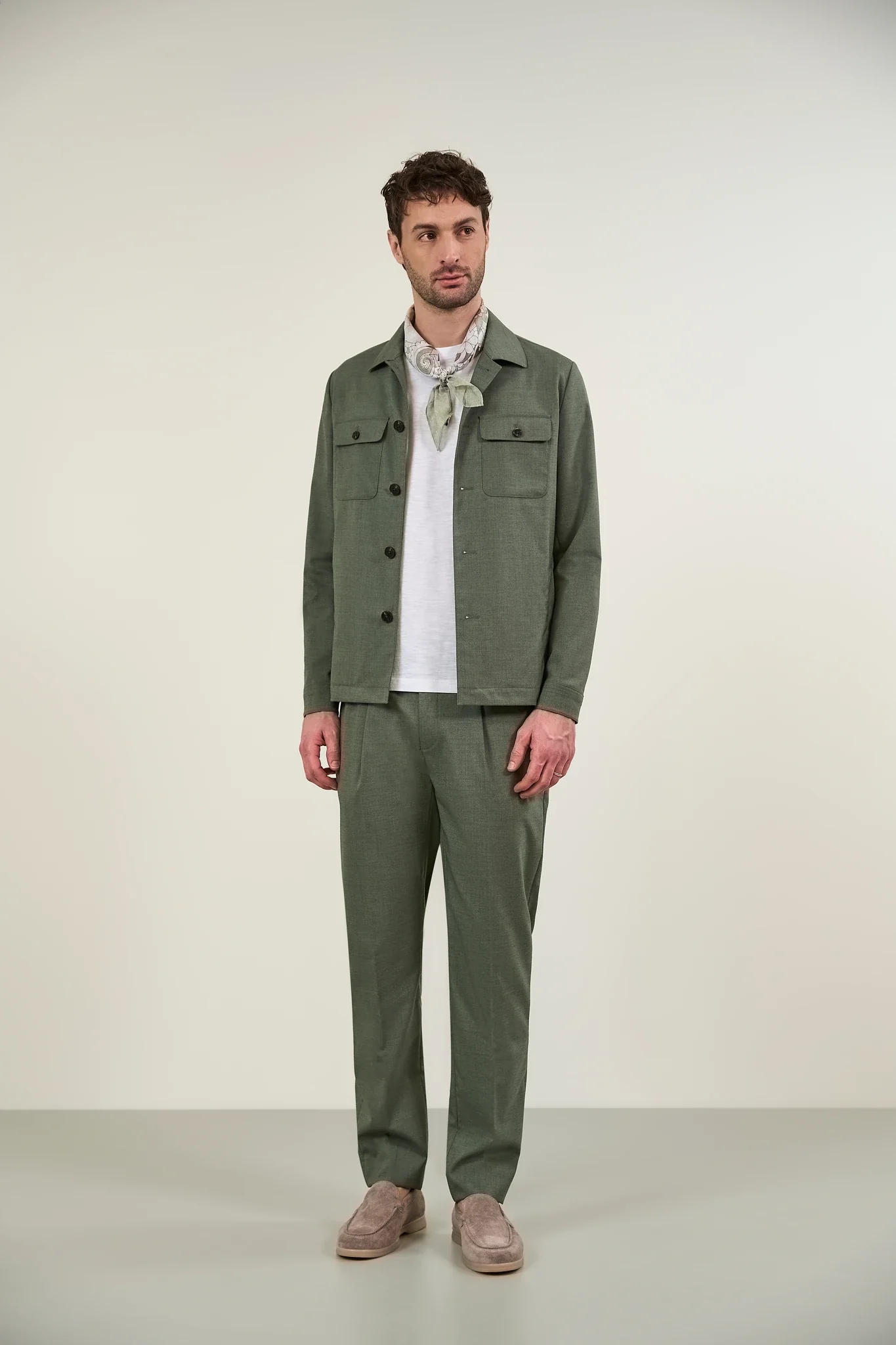 Pantalone verde salvia pinces mezzo elastico - Image 3