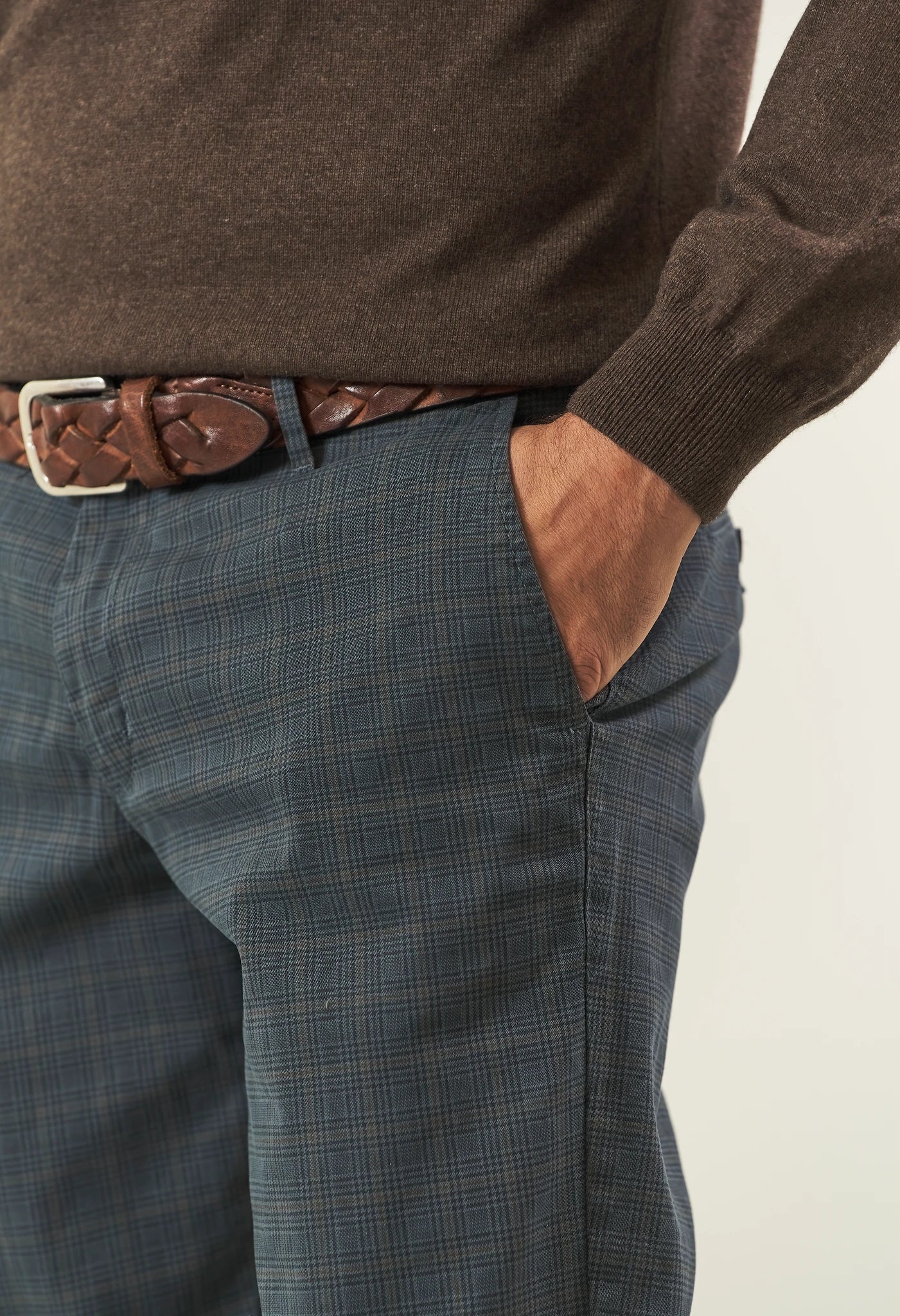 Pantalone avio scuro cotone stretch Galles regular fit - Image 2