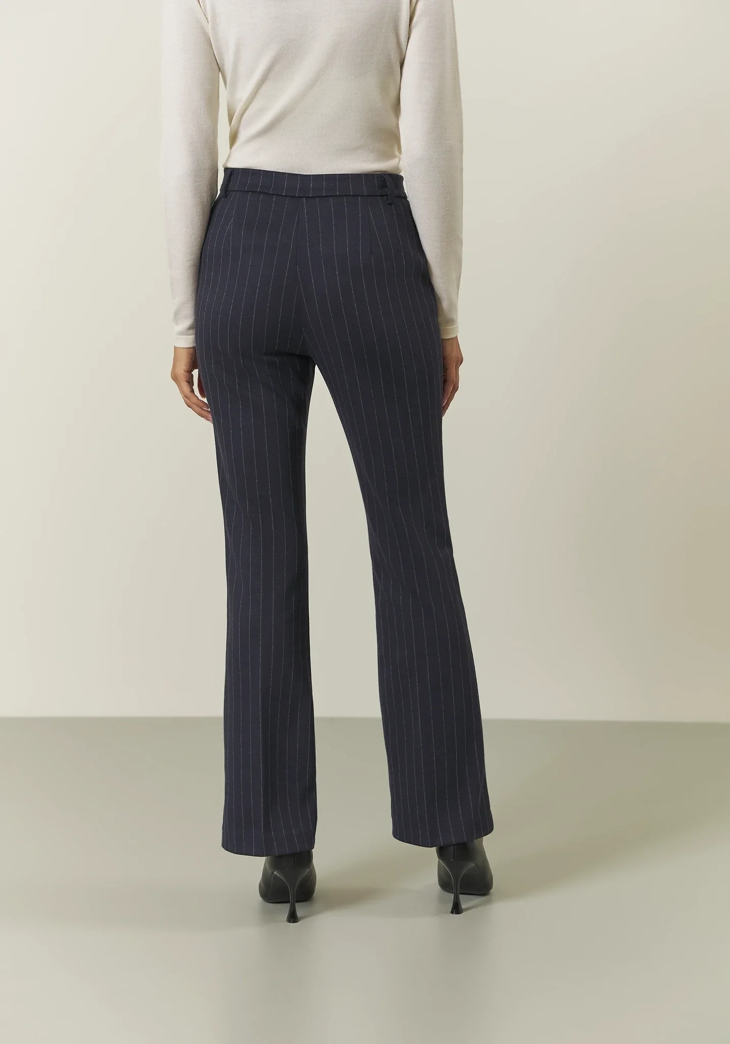 Pantalone blu tessuto gessato zampa - Image 4