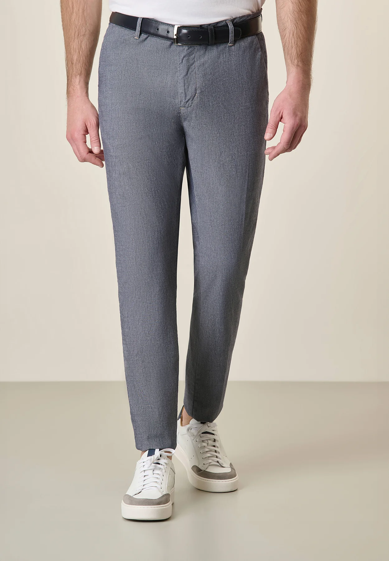 Pantalone blu misto cotone chambray slim fit