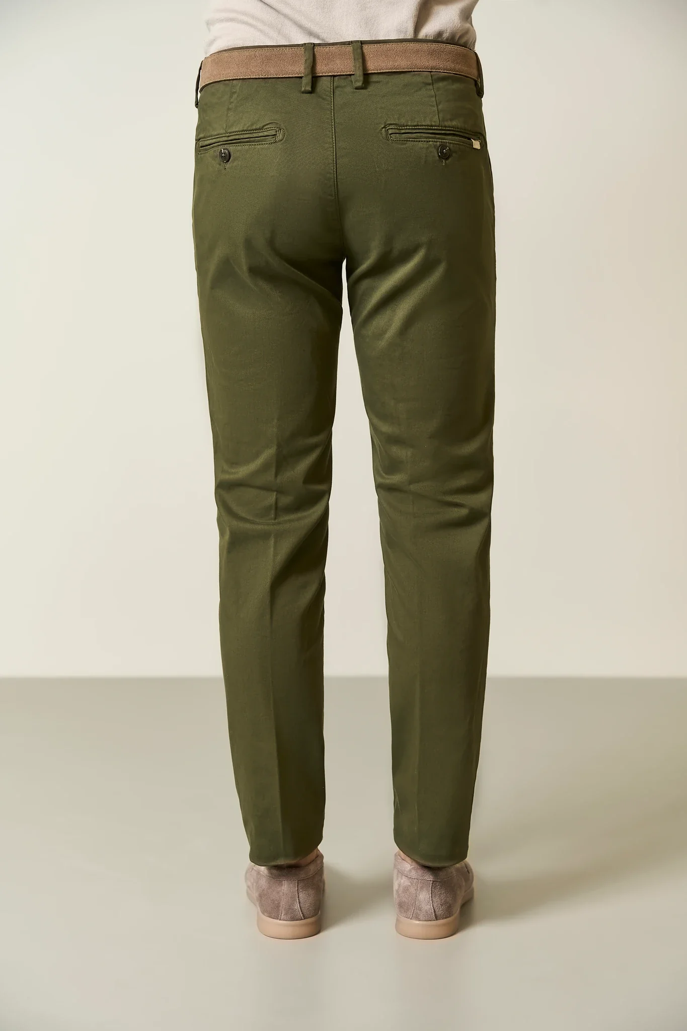 Pantalone verde militare effetto raso custom fit - Image 4