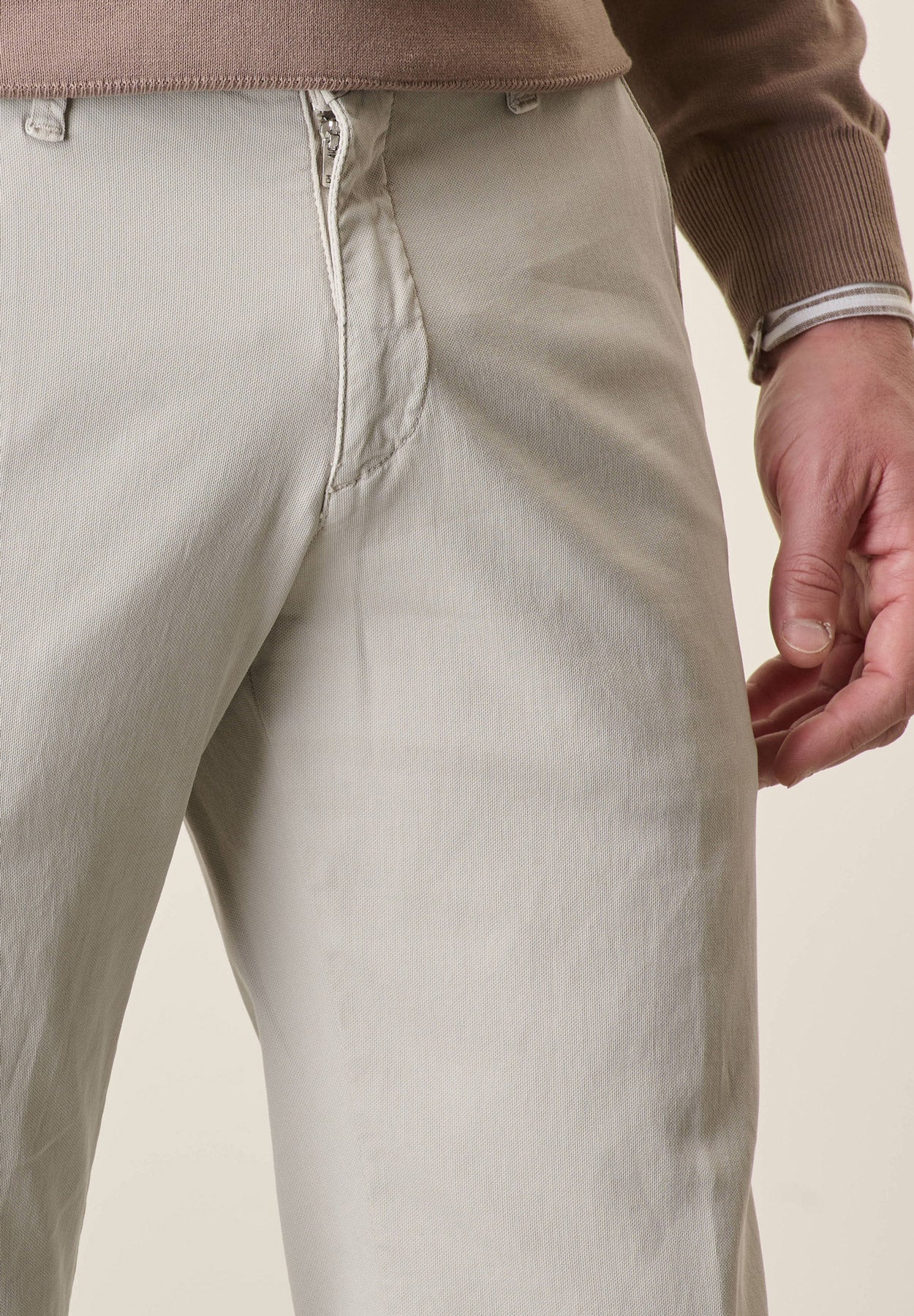 Pantalone grigio cotone tencel stretch slim fit - Image 2
