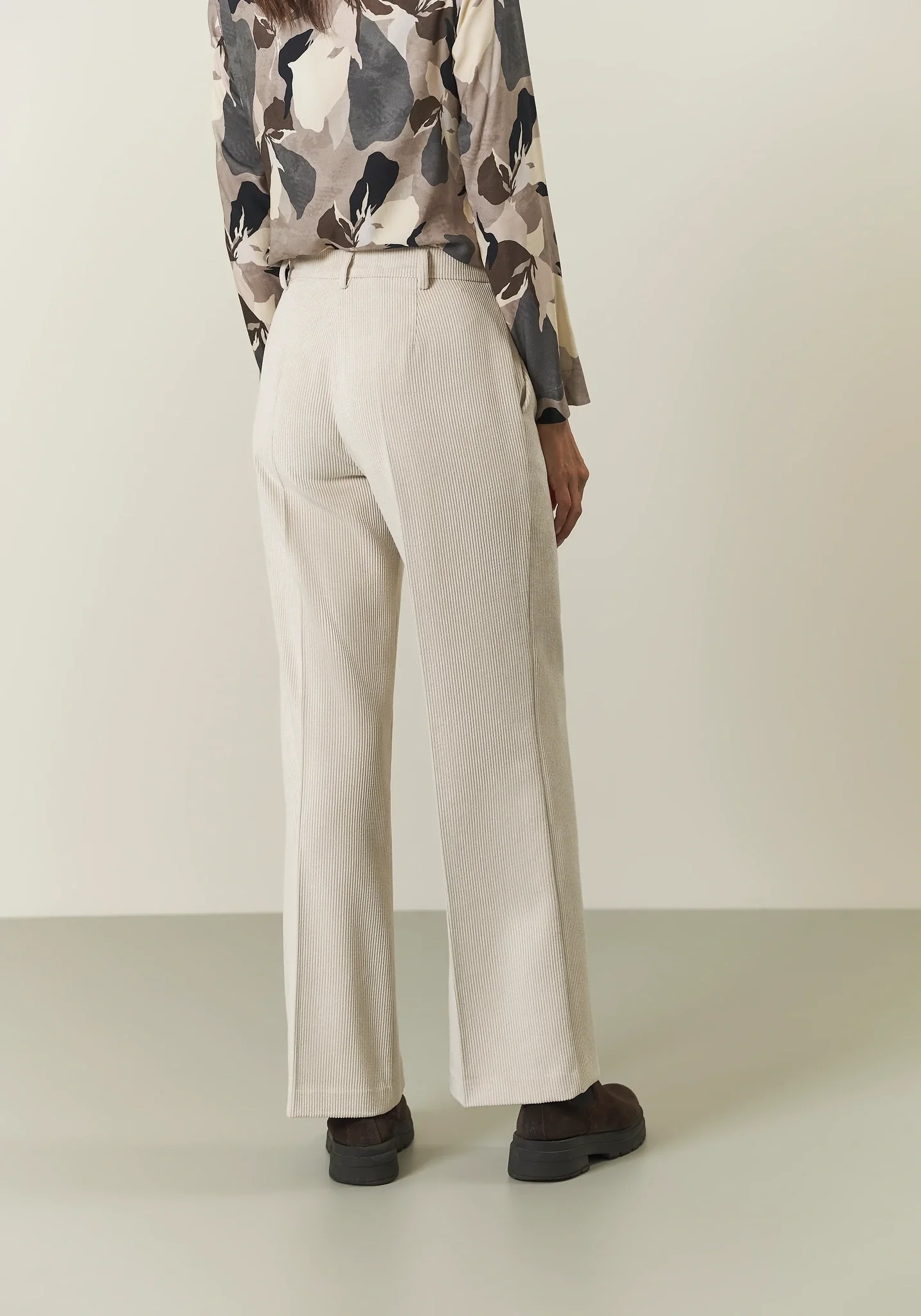 Pantalone panna velluto gamba larga - Image 5