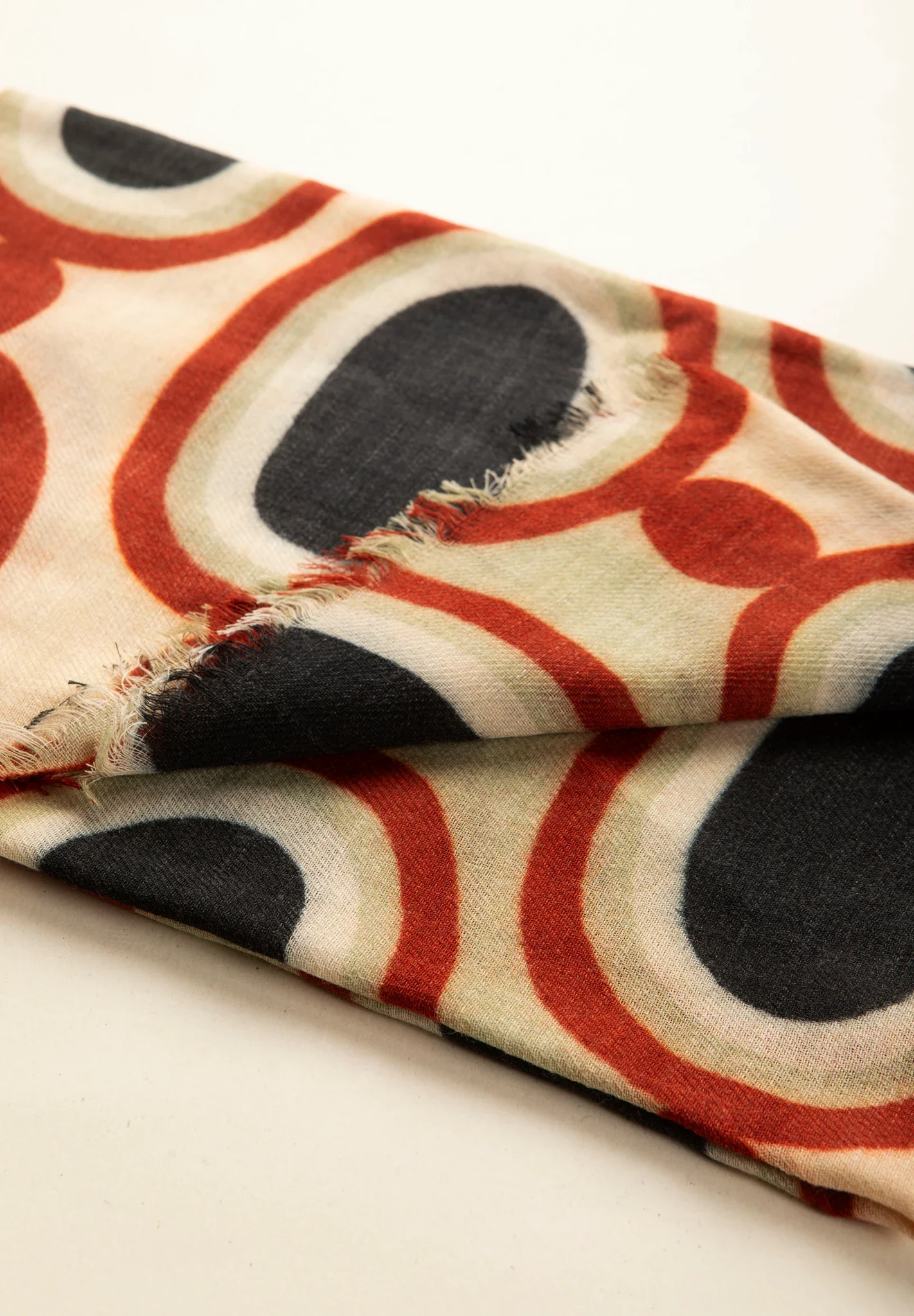 Pashmina fantasia astratta beige rosso blu lana - Image 3