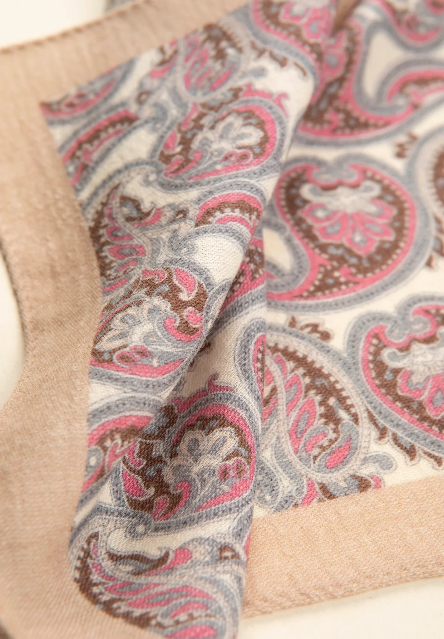 Pochette beige lana greche paisley rosa marrone - Image 2