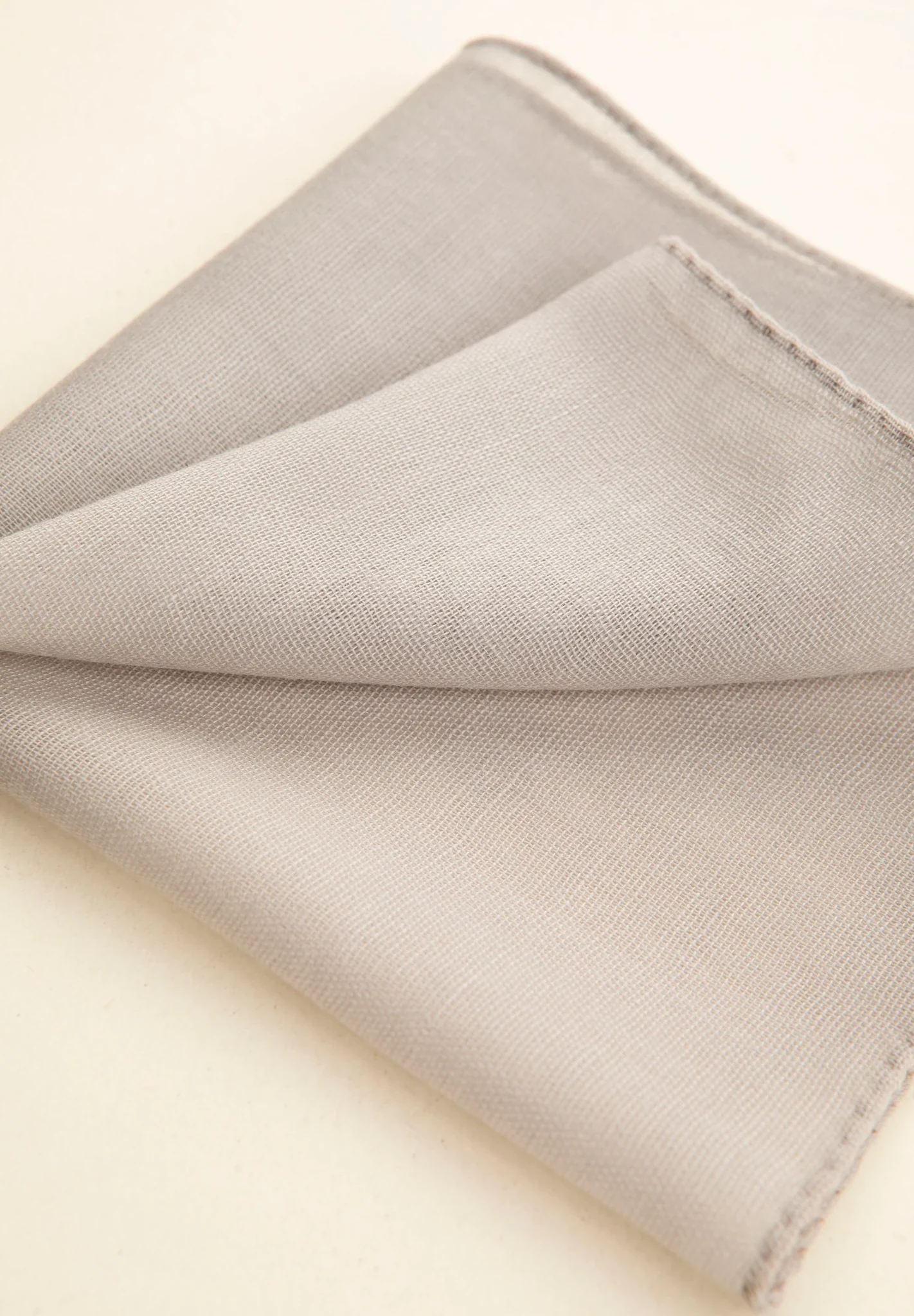 Pochette grigio chiaro lana unita - Image 3