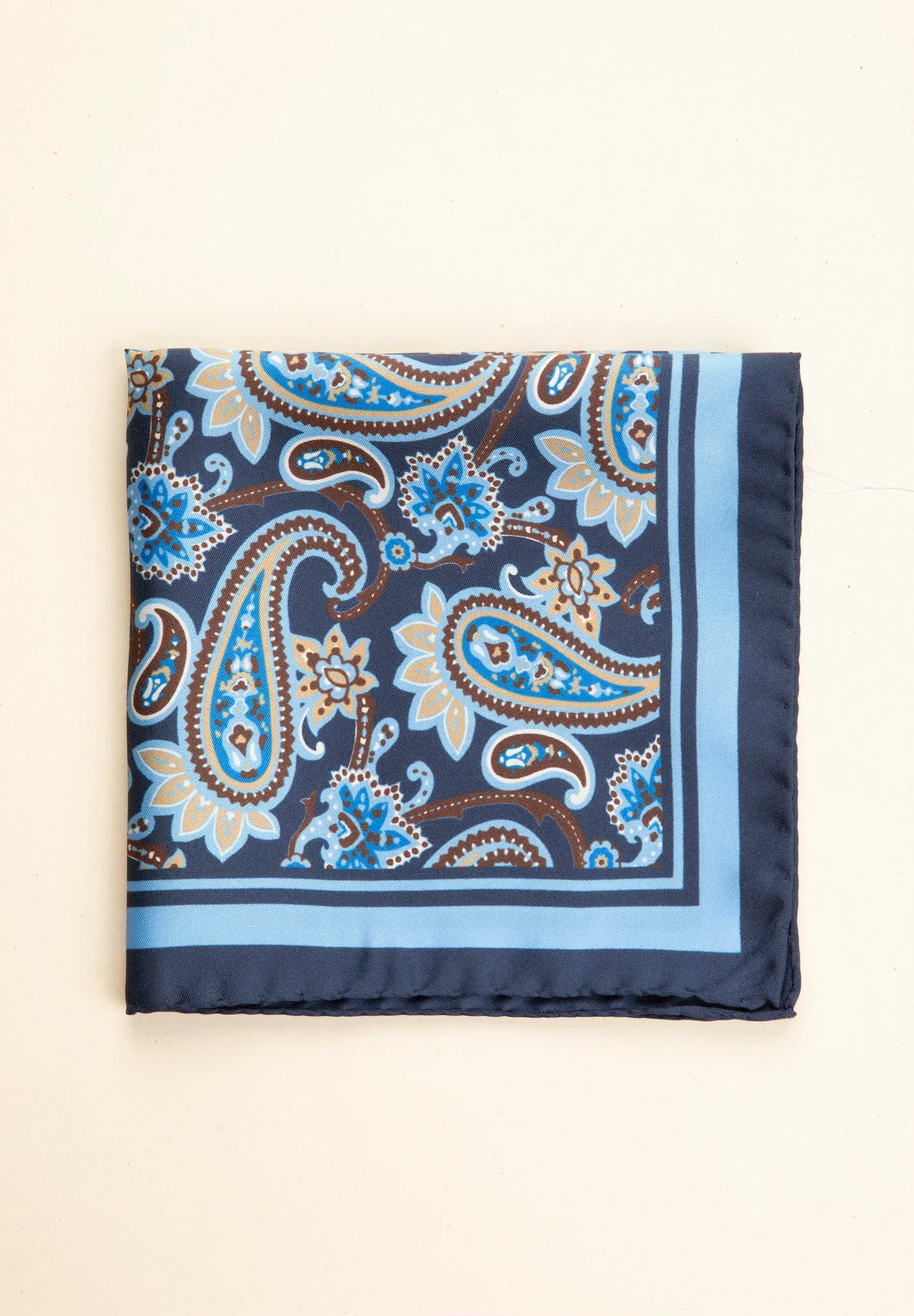 Pochette blu greche motivo paisley azzurre seta