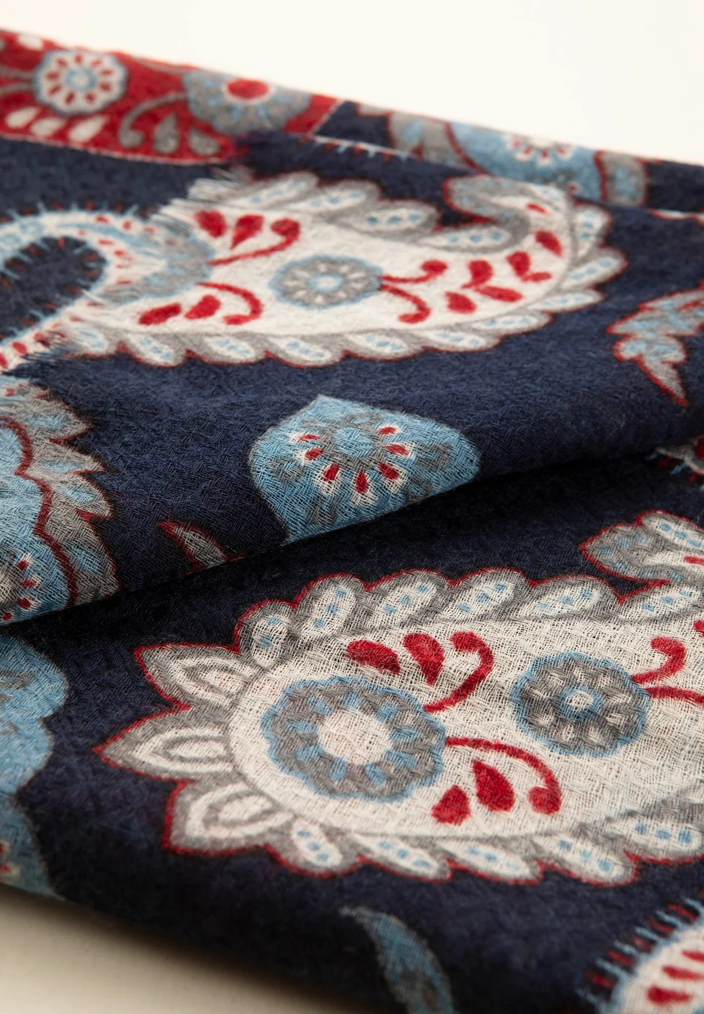 Sciarpa blu fantasia Paisley azzurro rosso lana - Image 3