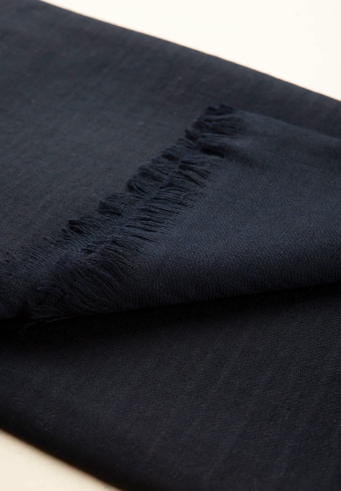 Sciarpa blu navy lana merinos unita - Image 3