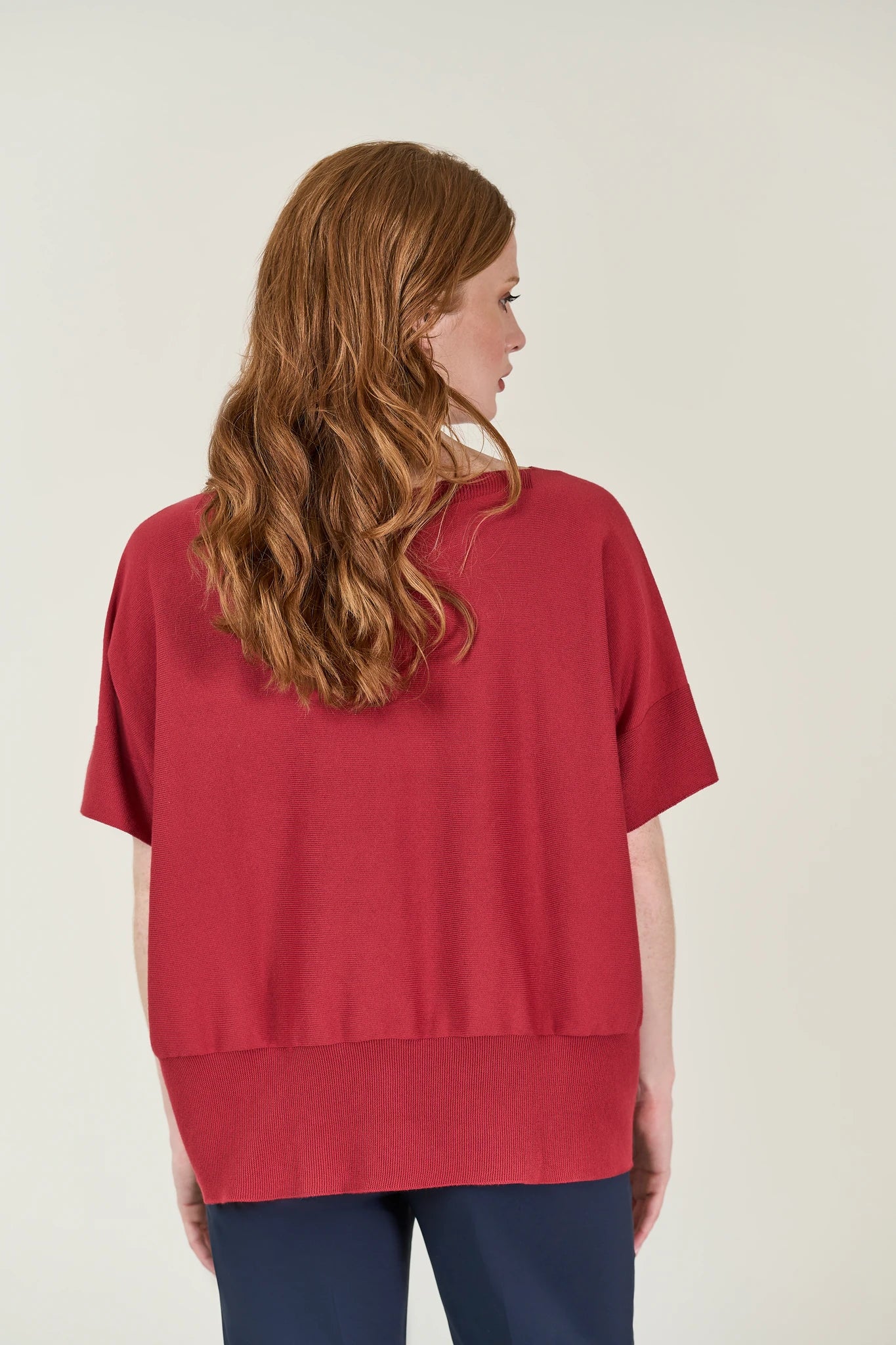 Maglia rossa barchetta manica scesa cotone - Image 3