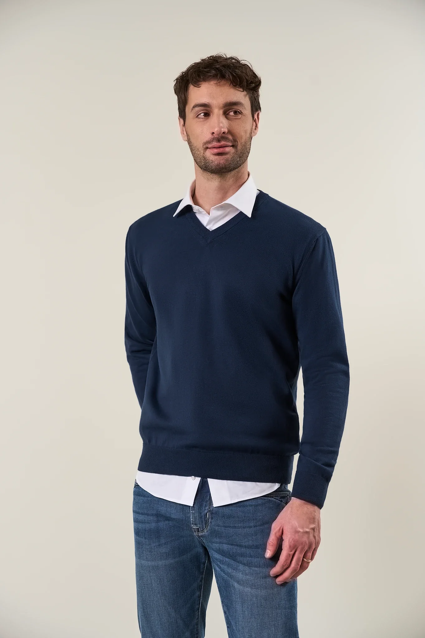 Scollo V blu cotone