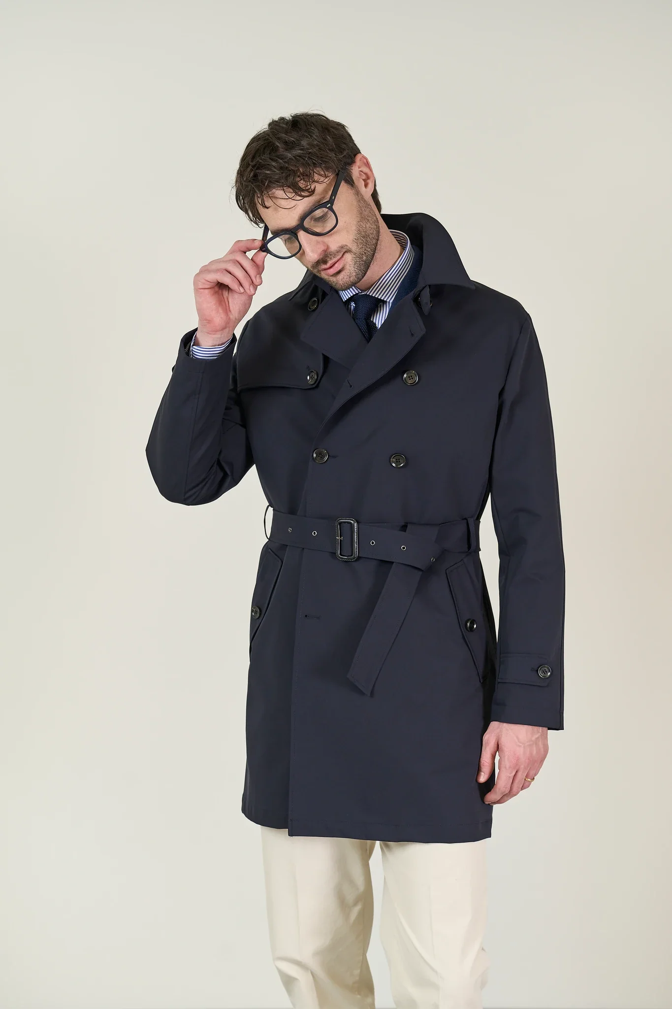 Trench blu navy doppiopetto con cintura