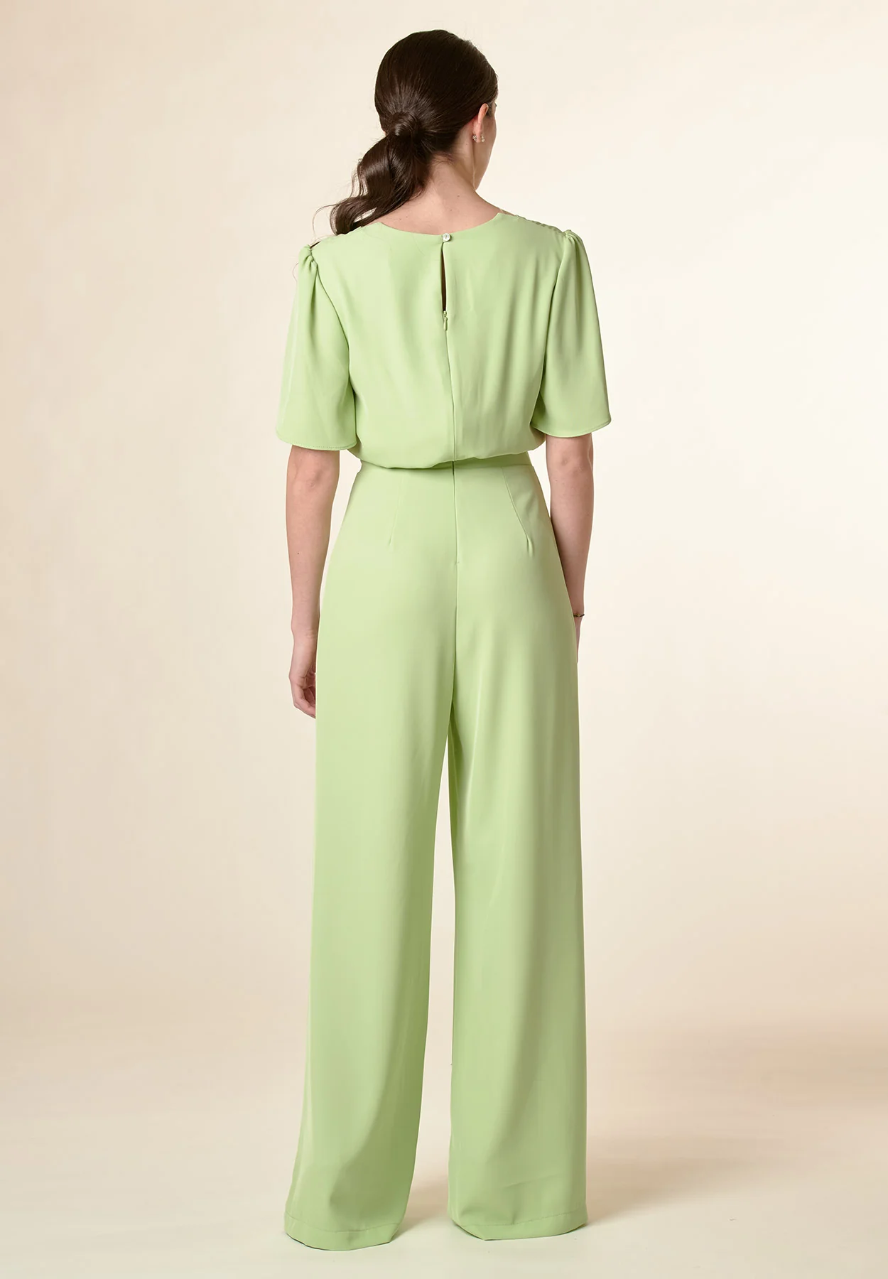 Tuta verde manica aletta scollo V - Image 3